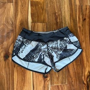 Wild speed shorts size 6